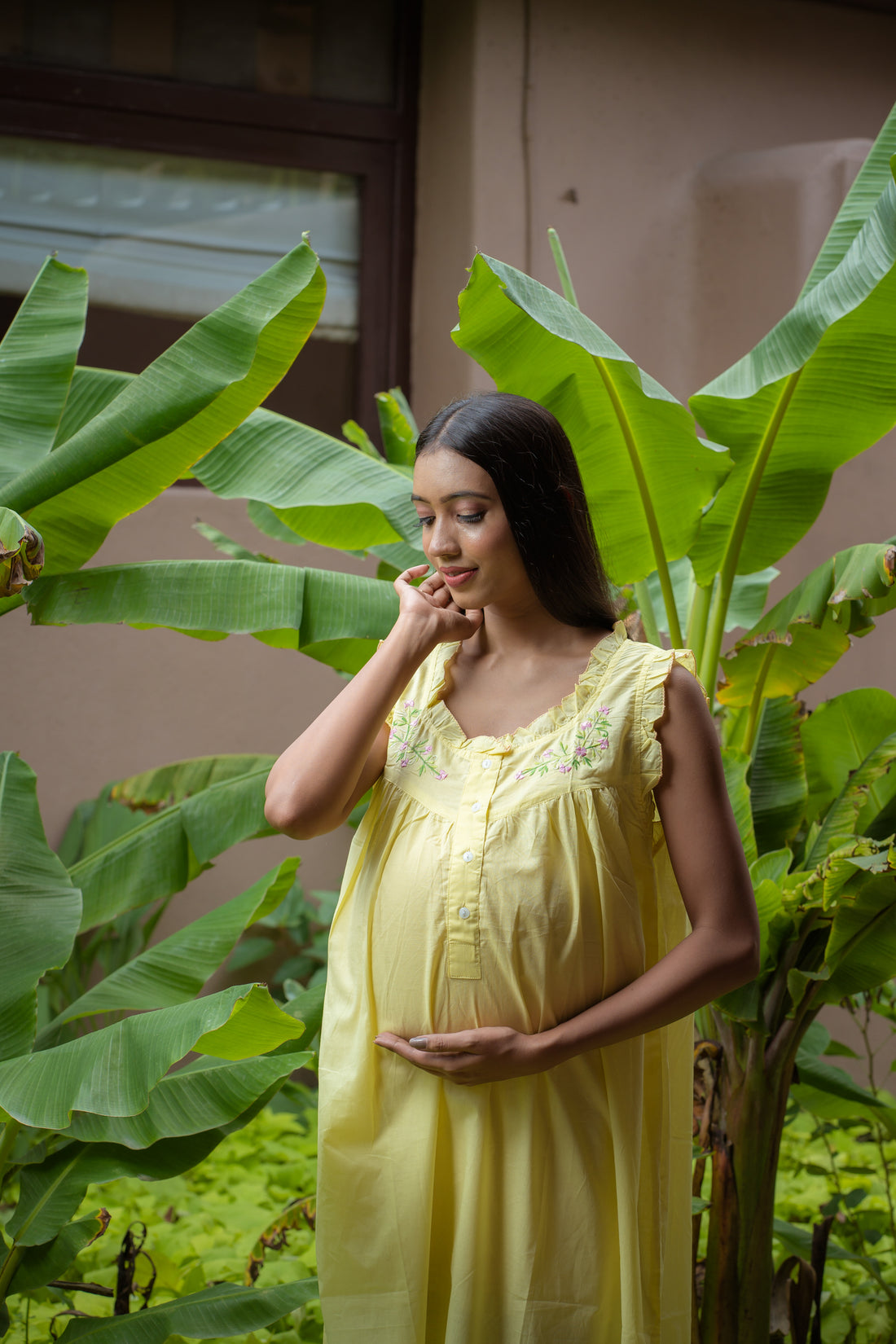 Maternity & Nursing Gowns -Floral Wreath Sleeveless