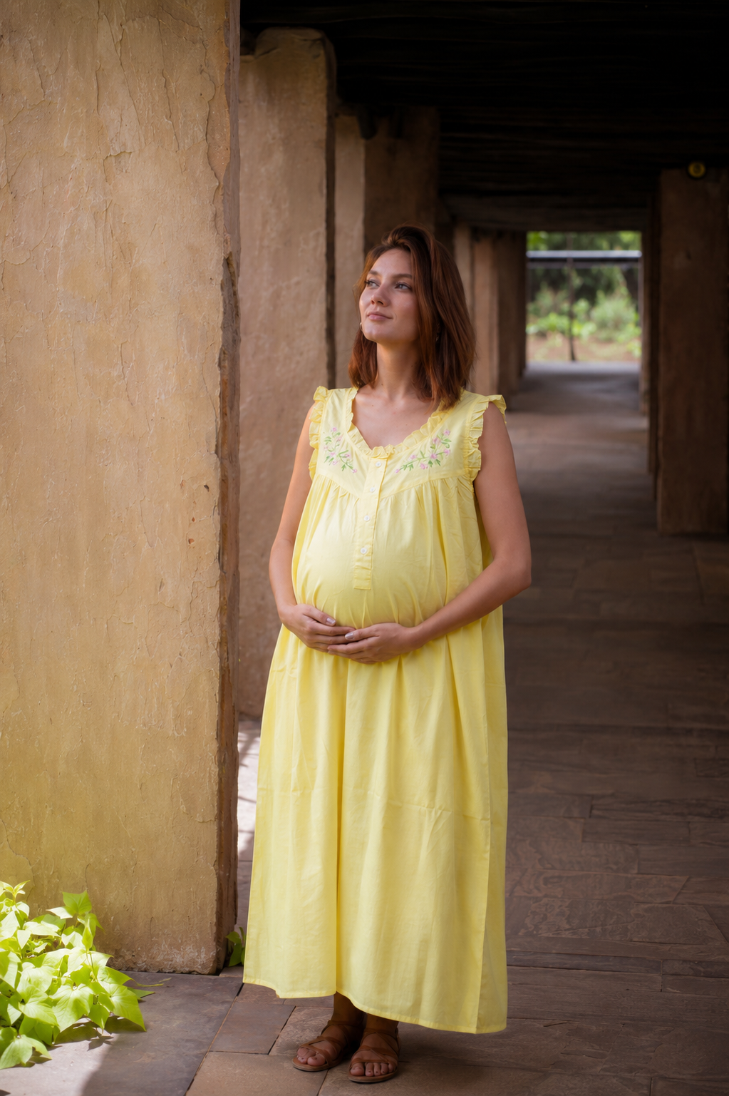 Maternity & Nursing Gowns -Floral Wreath Sleeveless