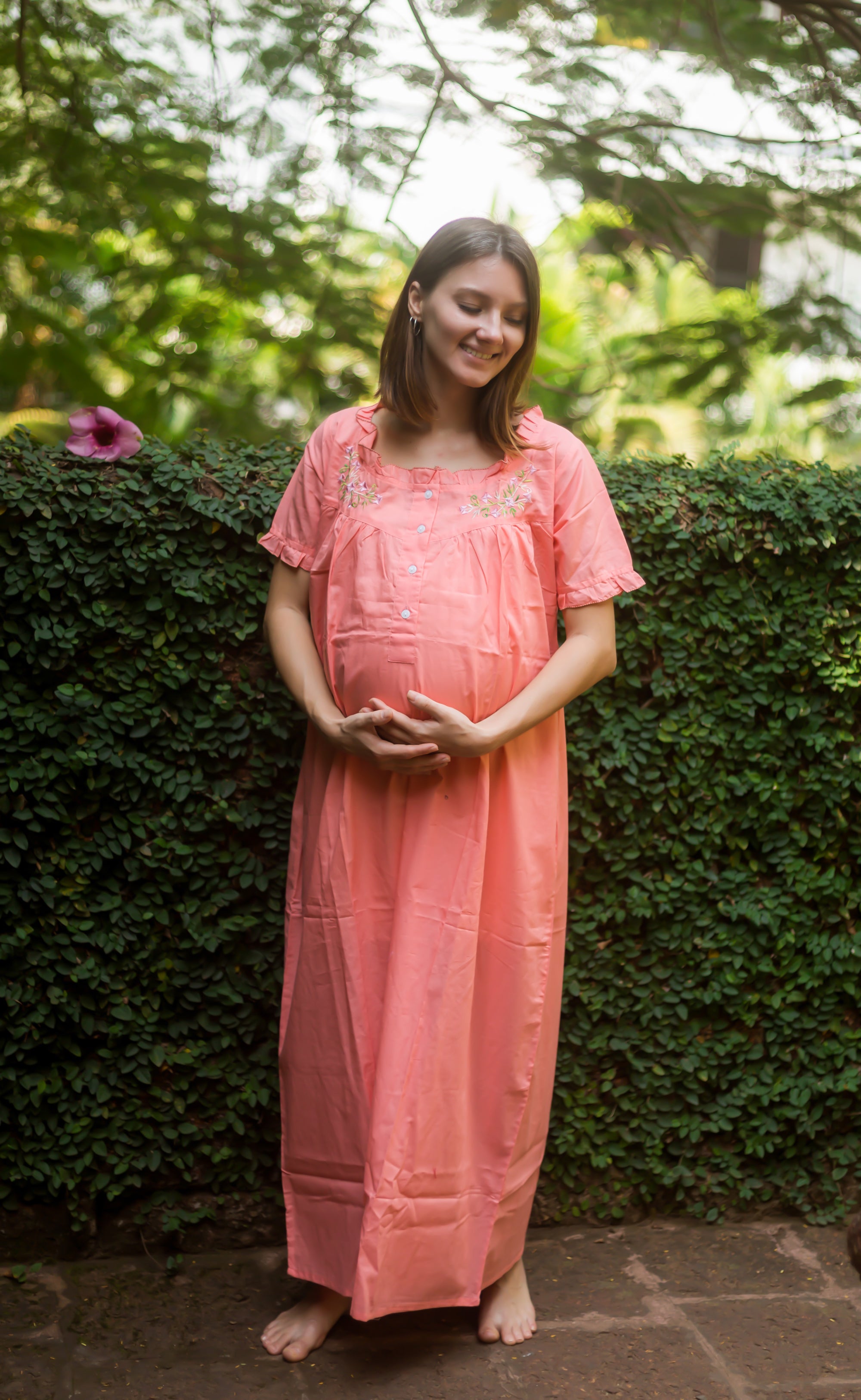 Maternity & Nursing Gowns - Floral Wreath - Sleeves