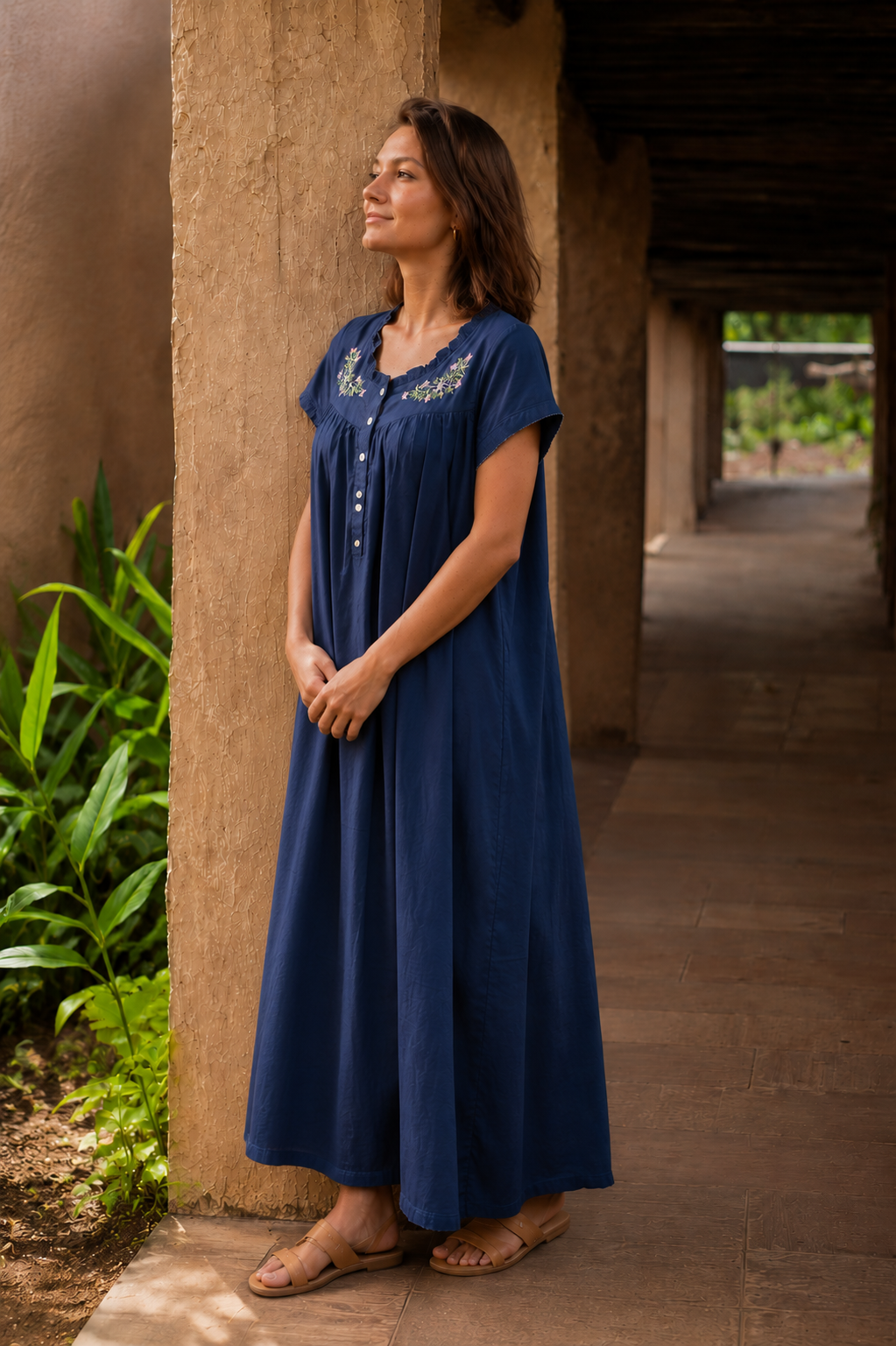 Maternity & Nursing Gowns - Floral Wreath - Sleeves