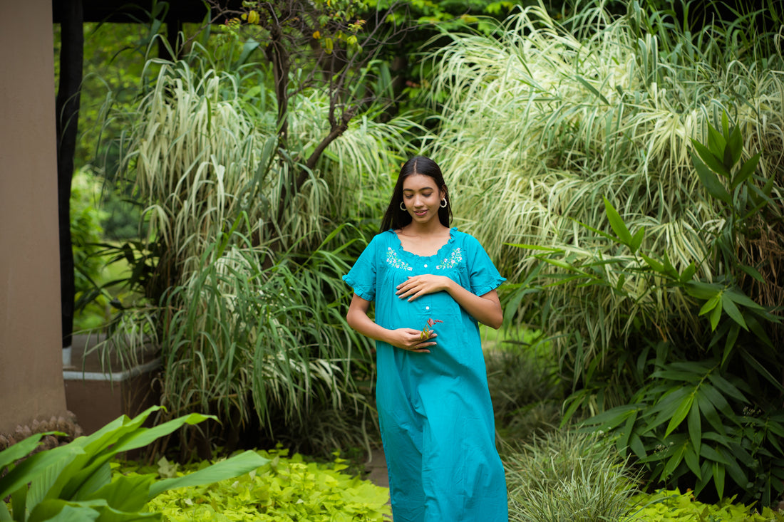 Maternity & Nursing Gowns - Floral Wreath - Sleeves