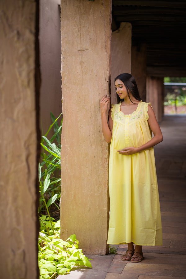 Maternity & Nursing Gowns -Floral Wreath Sleeveless