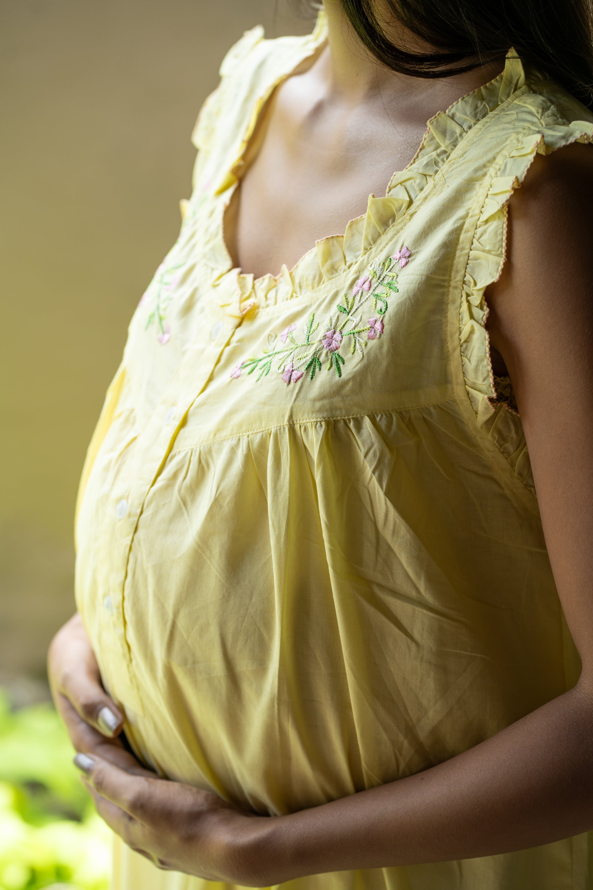 Maternity & Nursing Gowns -Floral Wreath Sleeveless